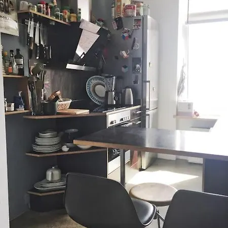 Industrial Style Loft In The Heart Of شقة