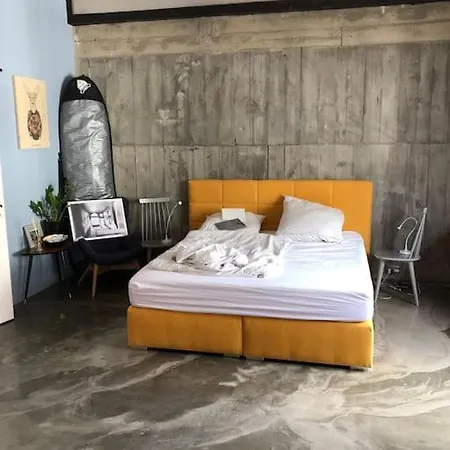 Industrial Style Loft In The Heart Of