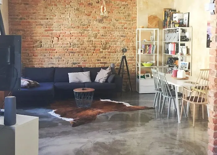 Industrial Style Loft In The Heart Of فيسبادن